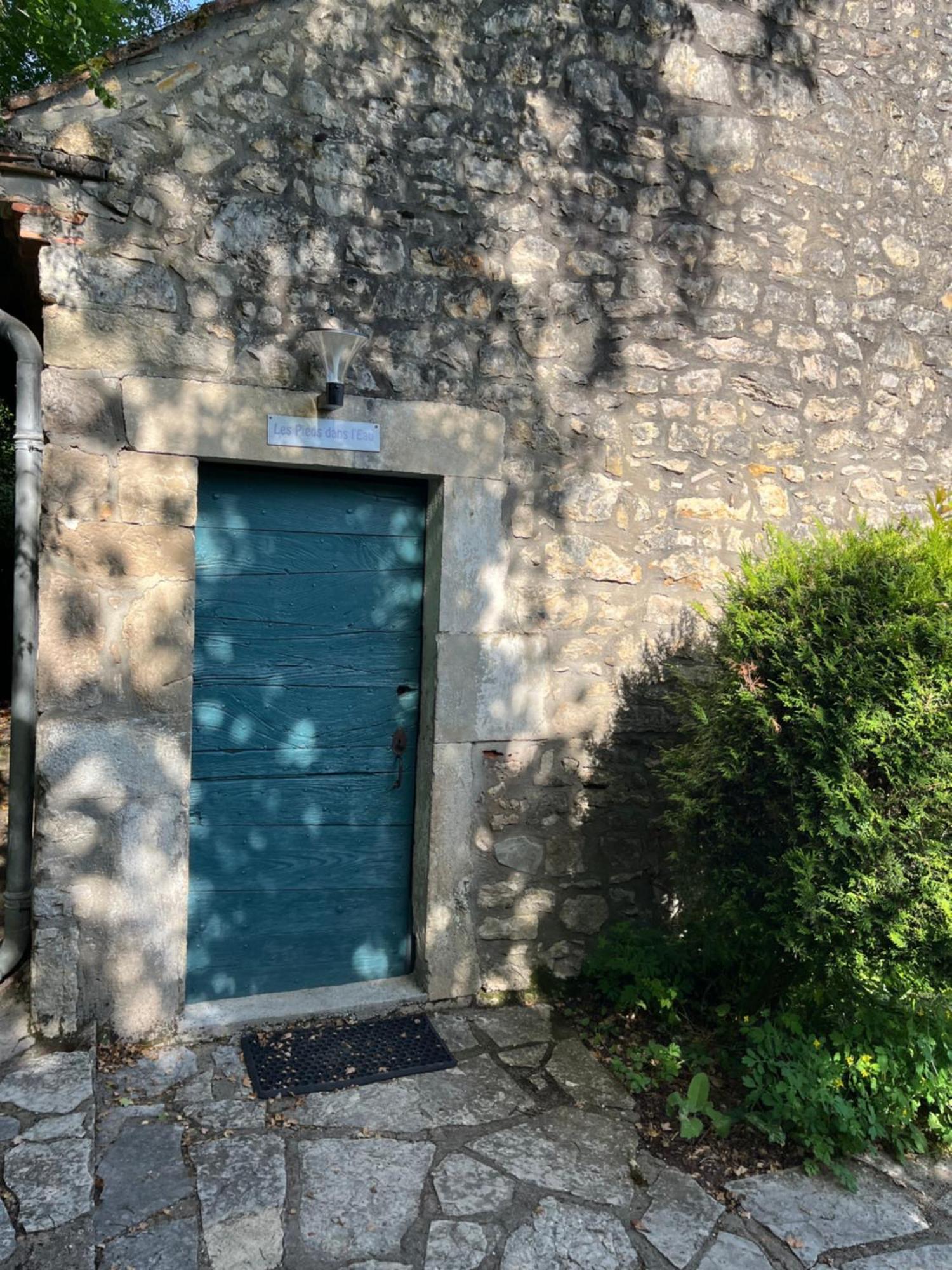 Les Pieds Dans L'Eau, Gite Le Blagour Lachapelle-Auzac Exterior photo